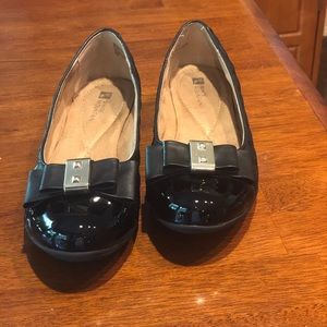 Black White Mountain Flats 7.5